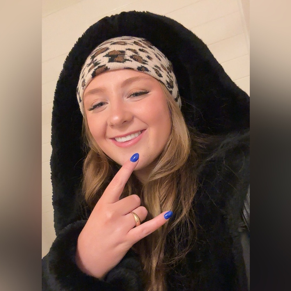 Meet your Posher, Camryn